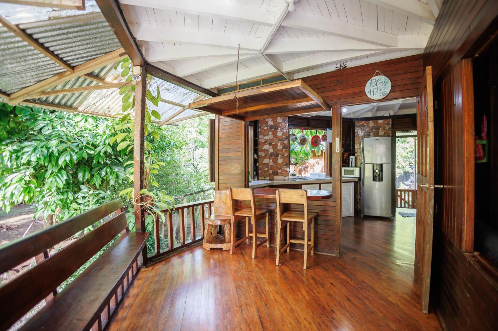 Bungalows Ache Cahuita Exterior foto